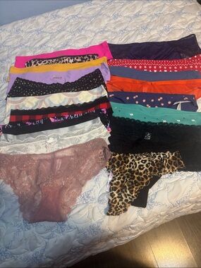 Mixed Women’s Lace & Cotton Panty Bundle - Assorted Colors